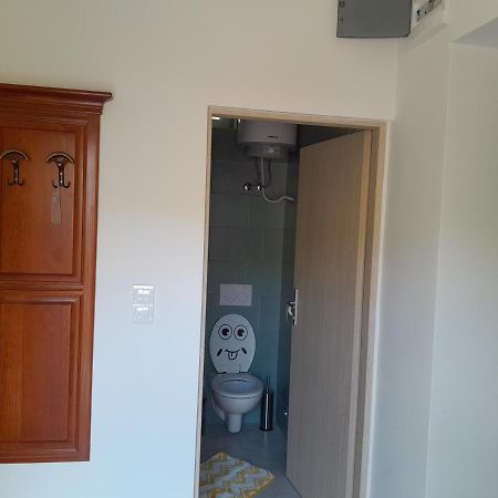 Apartmani Studio Apartmani Senjska Maslina Senj  Exterior photo
